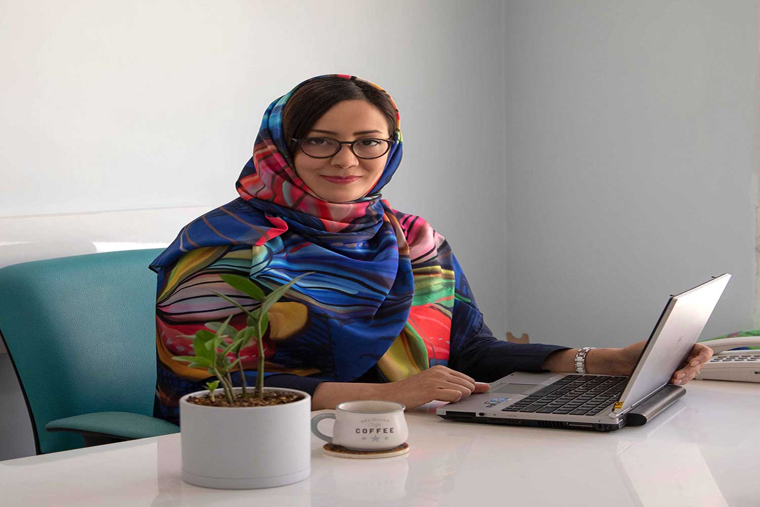 دکتر وجیهه غیاثی متخصص طب فیزیکی