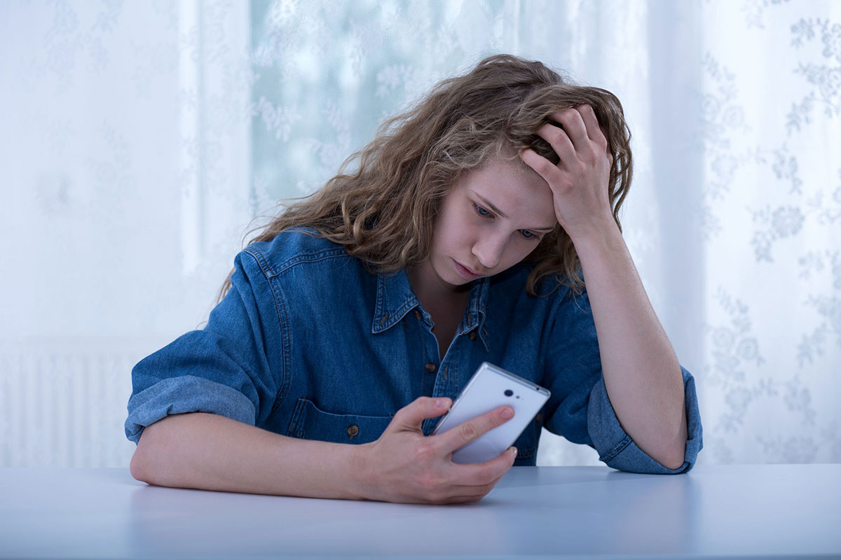 چرا افسردگی اتفاق میافتد؟